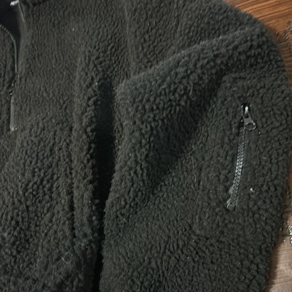 Sherpa cropped PLT sweater - Picture 2 of 3